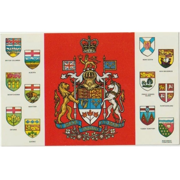 Coat of Arms Canada Souvenir Plate with Provinces & Territories Emblems - Picture 10 of 10